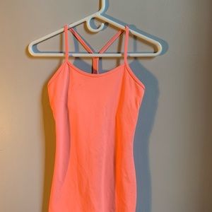 Lululemon power Y tank- size 4